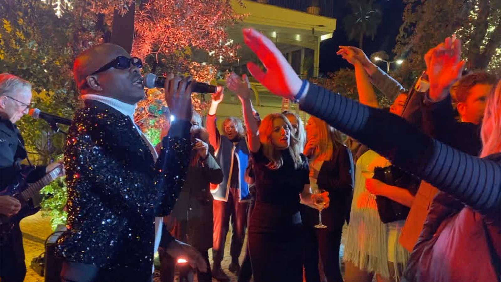 Musiciens avec groupe pour anniversaire ou événement familial Saint-Tropez Côte d'Azur