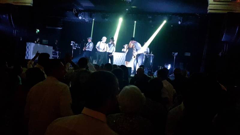 Groupe de musique DJ Live pour votre mariage dans le 83