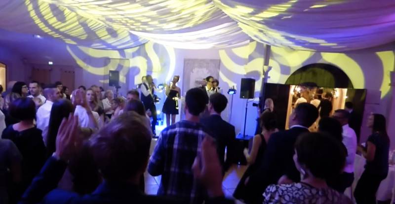 Animation musicale de rêve avec un groupe de musique pour mariage à Cannes - Alpes-Maritimes (06)