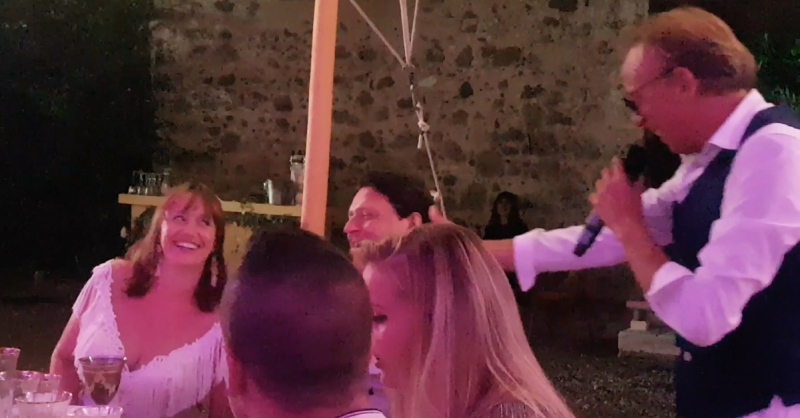 Animation musicale féerique avec un groupe de musique pour un mariage à Marseille - Bouches-du-Rhône