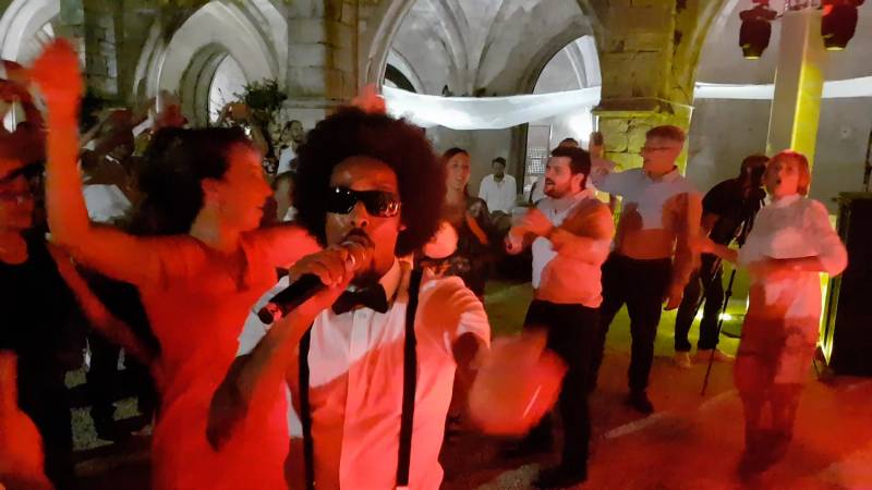Groupe de chanteurs-chanteuses pour votre mariage dans le 06 - Alpes Maritimes