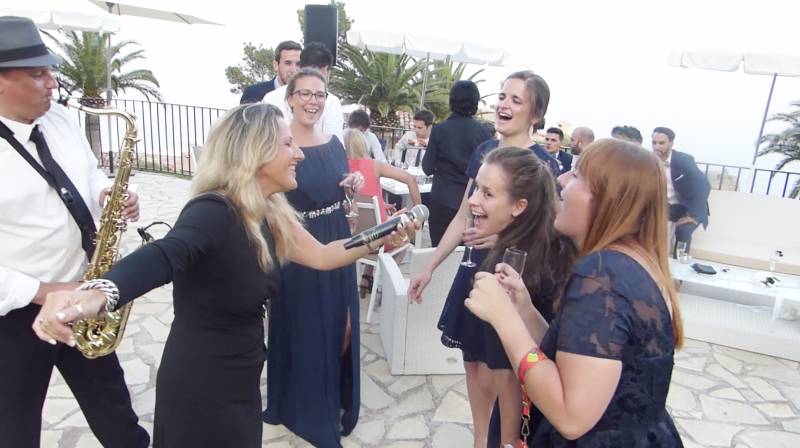 Meilleurs artistes avec le groupe de musique pour mariage à Nice sur la Côte d’Azur (06)