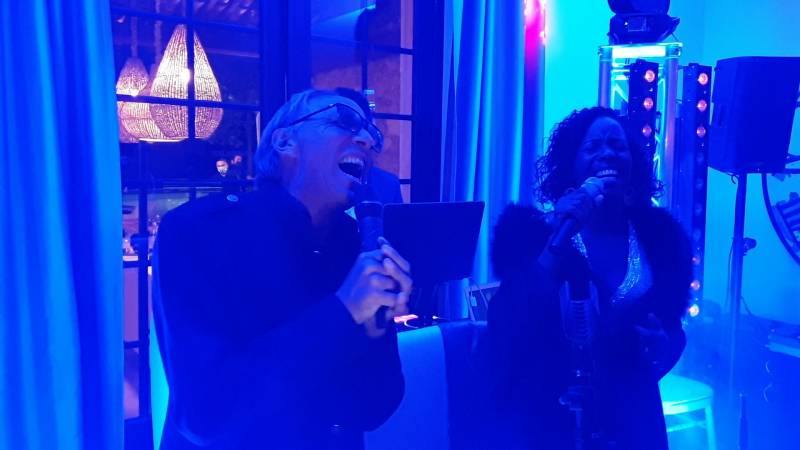 DJ avec orchestre Live international pour mariage haut de gamme à Lyon dans le Rhône (69)