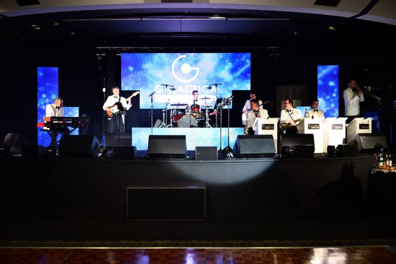 Réservez votre Groupe de musique pour soirée de séminaire à Marseille dans les Bouches-du-Rhône (13)