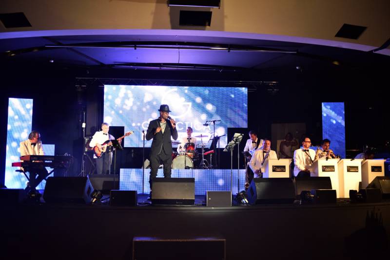 Excellent orchestre jazz band pour soirée privée sur un yacht à Cannes – Alpes Maritimes (06)