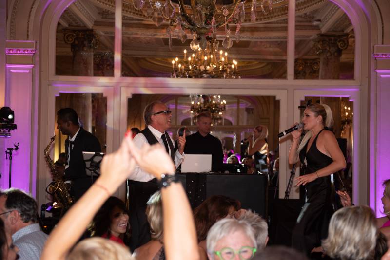 Comment trouver un excellent groupe de musique pour mariage à Nice dans les Alpes Maritimes (06)