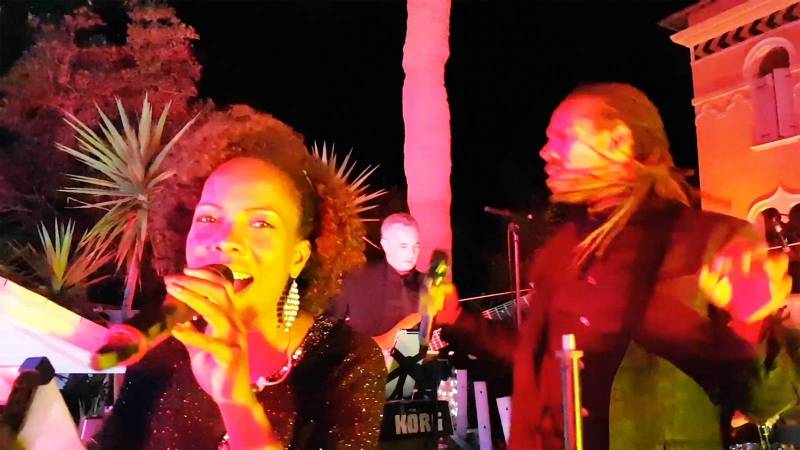 Orchestre avec des artistes très talentueux pour une Saint Sylvestre réussie à Mougins dans le 06