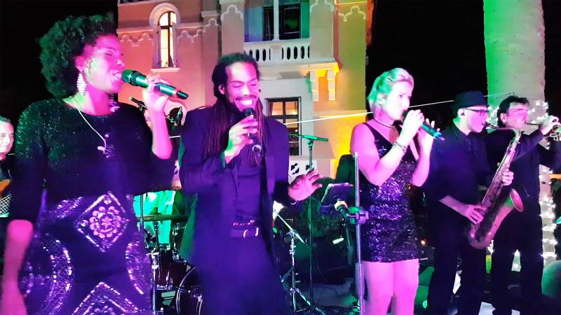 Groupe de musiciens et chanteurs, chanteuses pour mariage à Antibes (06)