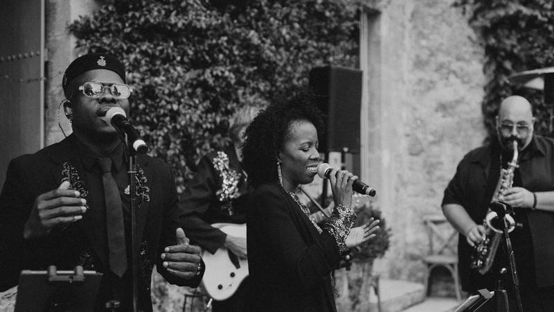 Groupe de musique DJ Live pour cocktail et soirée de mariage à Toulon dans le Var (83)