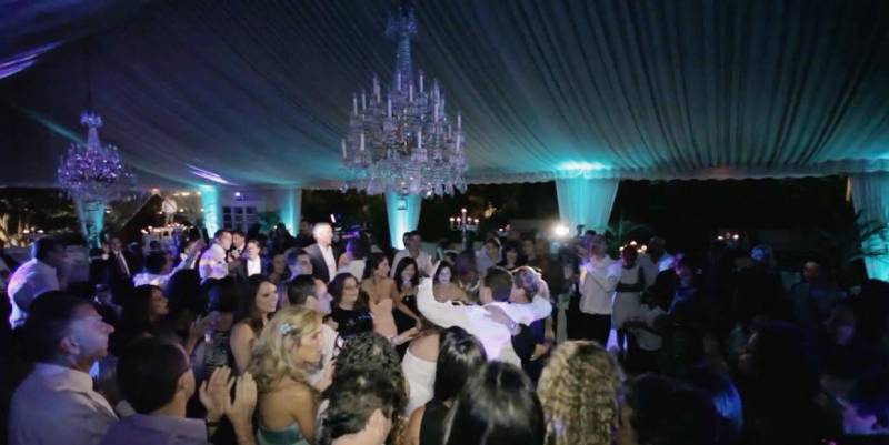 Vous cherchez un orchestre professionnel pour célébrer votre mariage juif à Toulon dans le Var (83)