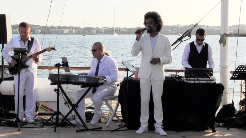 Cérémonie exceptionnelle pour mariage juif à Cannes - Alpes-Maritimes (06) avec un excellent groupe de musique DJ Live