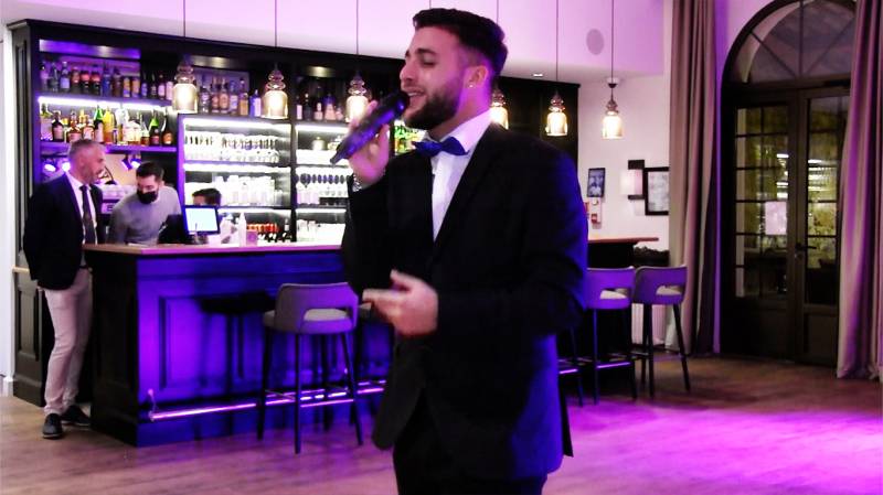 Un chanteur exceptionnel pour un mariage haut de gamme à Cannes dans les Alpes-Maritimes (06)