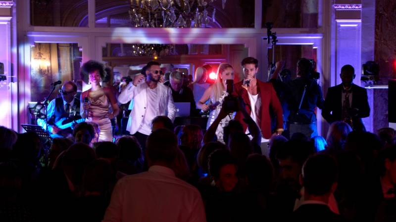 Live band - orchestre - chanteurs professionnels pour mariage à Marseille dans les Bouches-du-Rhône (13)