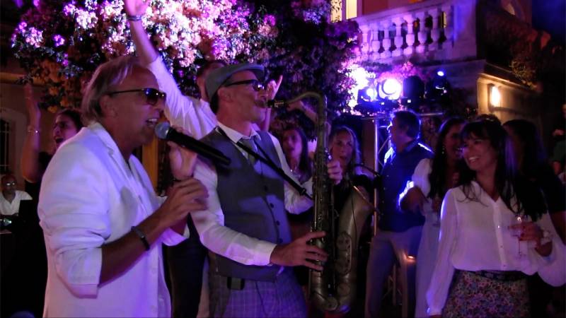 Un mariage extraordinaire à Nice dans les Alpes-Maritimes (06) grâce à un talentueux groupe de musique