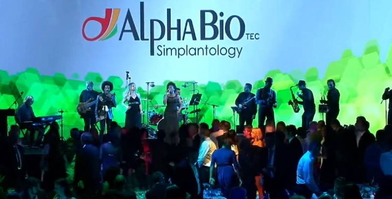 Chanteurs réputés avec orchestre pour soirée de comité d’entreprise à Marseille dans les Bouches-du-Rhône (13)