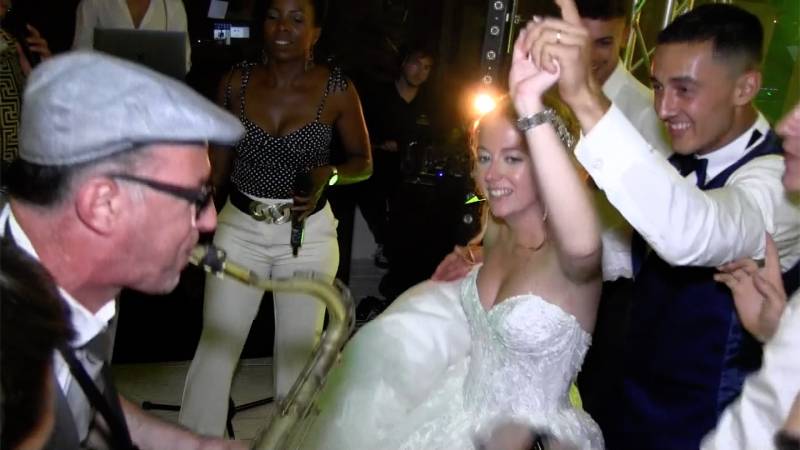 Les meilleurs musiciens, chanteuses et chanteurs pour mariage à Cannes dans les Alpes Maritimes (06)