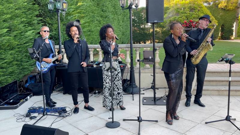 Groupe de musique - Animation musicale exceptionnelle pour mariage à Toulon dans le Var (83)