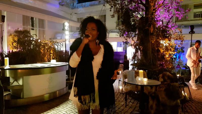 Soirée privée, musiciens et chanteurs avec orchestre à Marseille dans les Bouches du Rhône (13)