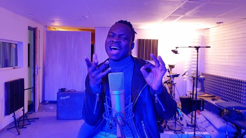 Chanteurs pour mariage avec groupe de musique Live band à Lyon dans le Rhône (69)