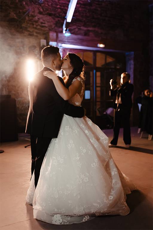 Ouverture de bal féerique avec chanteurs et orchestre pour mariage à Marseille dans les bouches du Rhones (13)