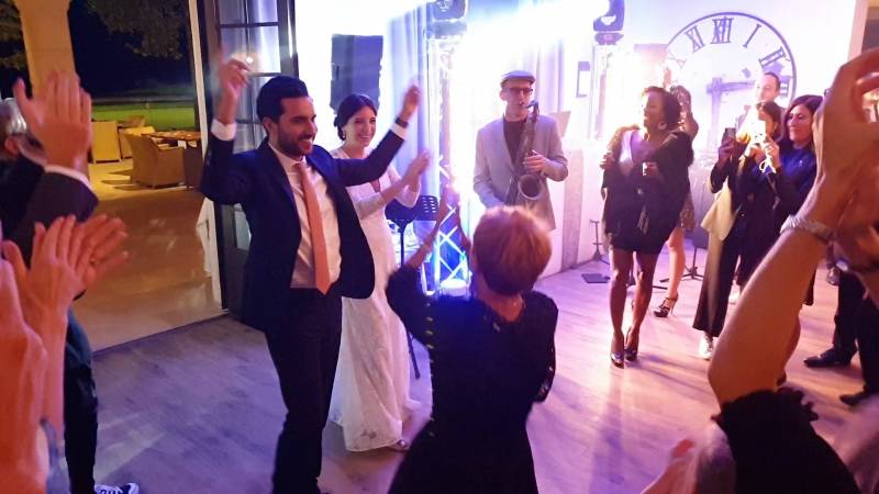 Groupe de musique de haut niveau avec orchestre DJ Live pour mariage-Toulon Var (83)