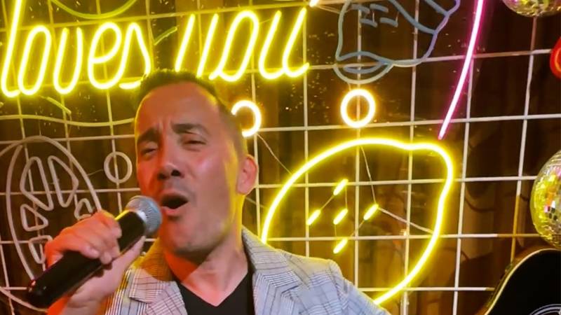 Contacter une agence artistique pour trouver un excellent groupe de musique pour mariage à Marseille