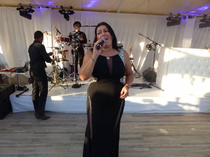 Orchestre de variété internationale pour mariage juif avec chanteurs d’exception à Lyon dans le Rhône (69)