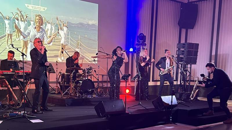 Soirée événementielle internationale avec orchestre à Marseille dans les Bouches du Rhône (13)