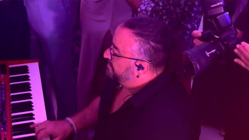 Quel est le prix d’un excellent pianiste avec orchestre pour votre mariage juif à Marseille (13)